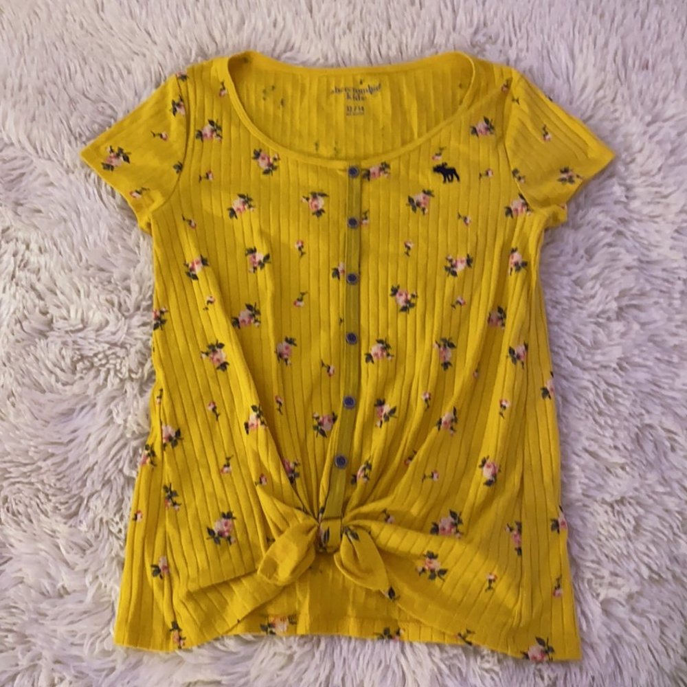 Abrocrombie kids shirt!